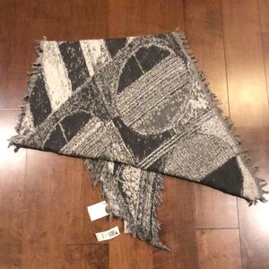 Aritzia Wilfred Haus Blanket Scarf NWT
